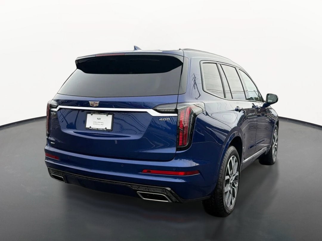 Certified 2025 Cadillac XT6 Sport w/ Platinum Package AWD/4WD image 6