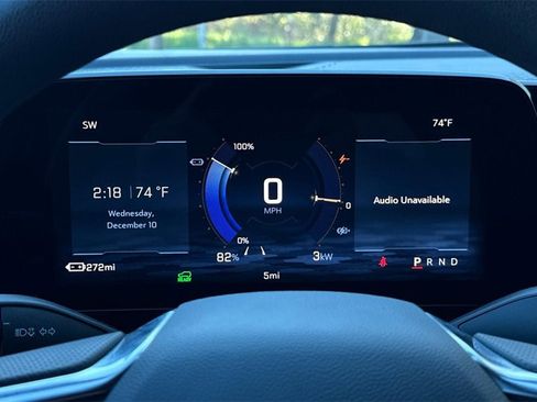 New 2026 Chevrolet Equinox EV LT image 24