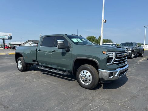 Certified 2025 Chevrolet Silverado 3500 LTZ w/ LTZ Convenience Package AWD/4WD image 7