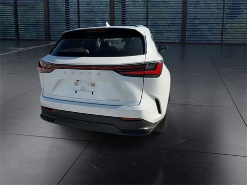 Certified 2025 Lexus NX 250 FWD w/ Towing Package (2000 Lbs) image 7