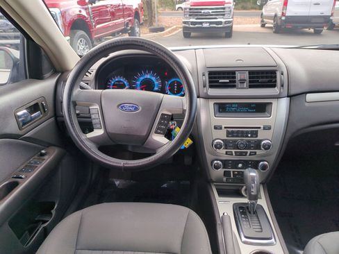 Used 2010 Ford Fusion SE image 26