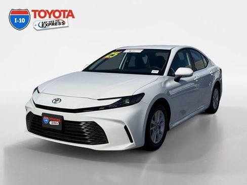 Certified 2025 Toyota Camry LE FWD image 1