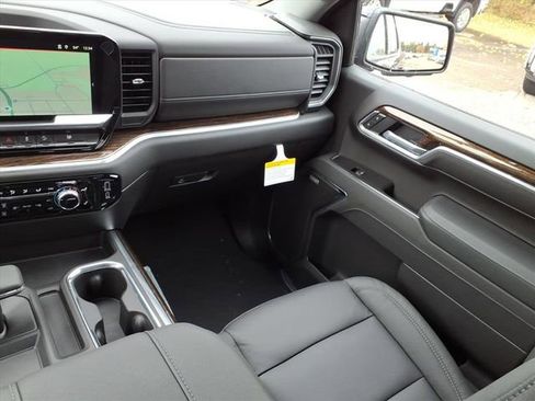 New 2026 GMC Sierra 1500 Elevation w/ Elevation Premium Package image 15