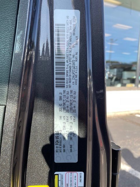 Used 2018 Jeep Wrangler Unlimited Rubicon w/ Dual Top Group AWD/4WD image 35