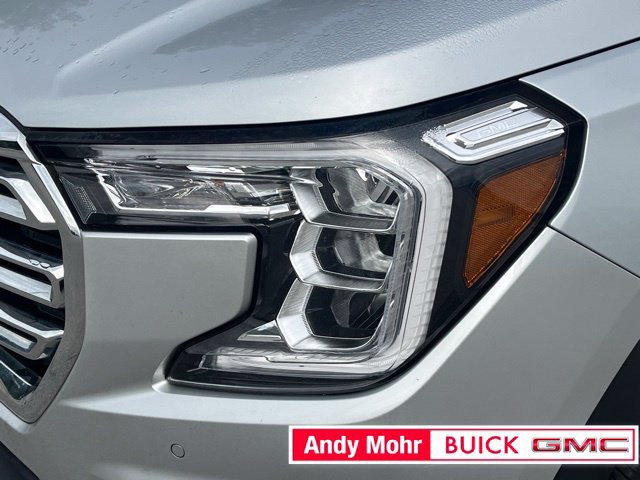 Used 2022 GMC Terrain SLT w/ Infotainment Package II FWD image 6