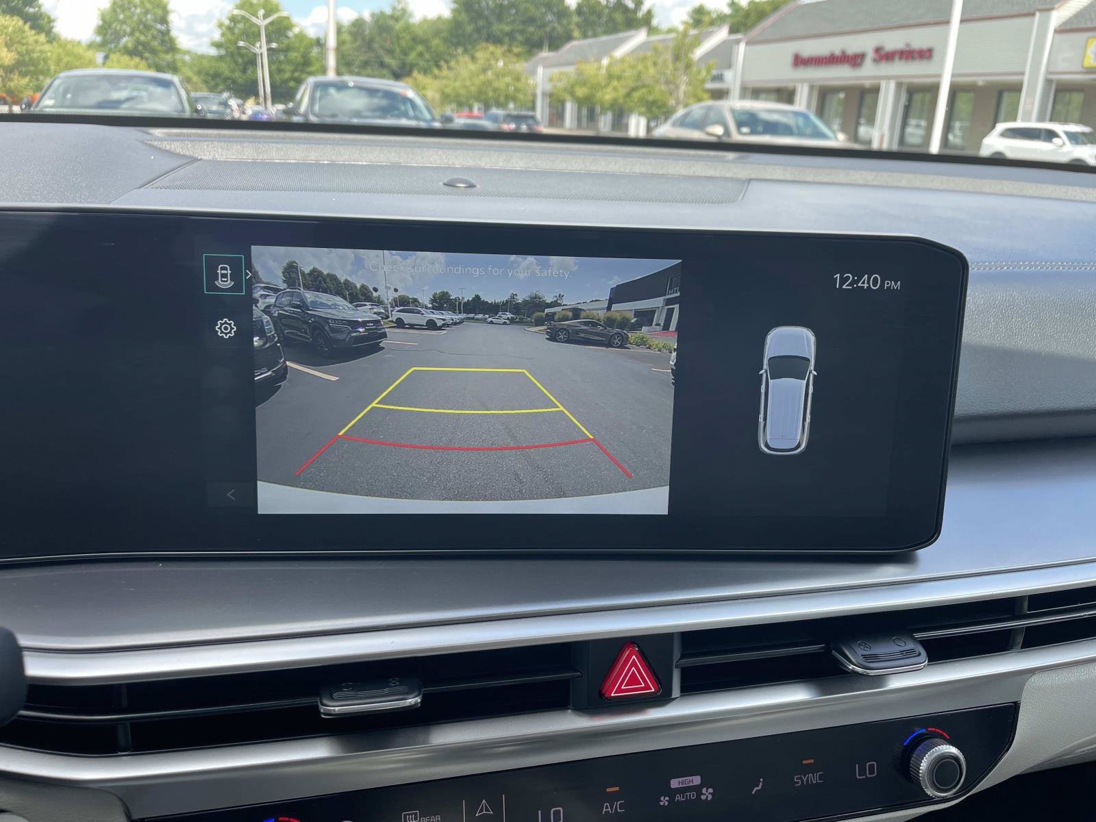 Used 2025 Kia Sorento S w/ Panoramic Sunroof Package FWD image 23