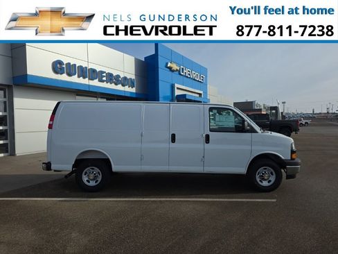 New 2025 Chevrolet Express 3500 Extended w/ Driver Convenience Package RWD image 7