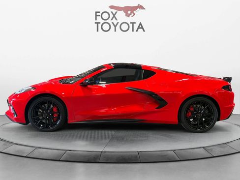 Used 2023 Chevrolet Corvette Stingray Preferred Cpe w/ Z51 Performance Package RWD image 4