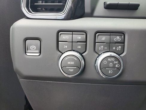 New 2026 GMC Sierra 1500 AT4X AWD/4WD image 30
