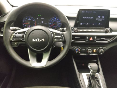 Used 2024 Kia Forte LXS FWD image 22