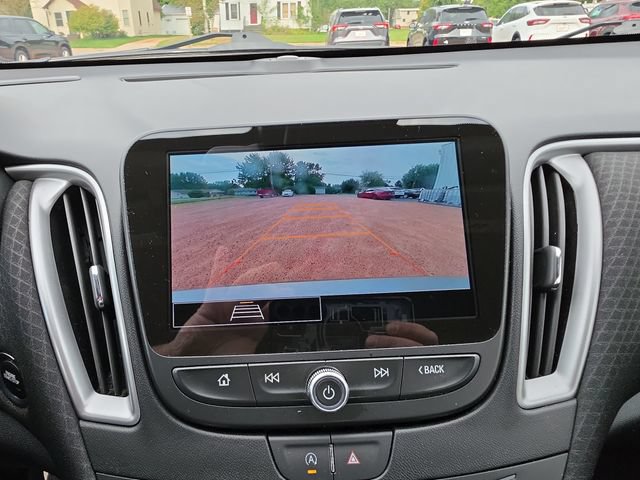 Used 2025 Chevrolet Malibu LT FWD image 30