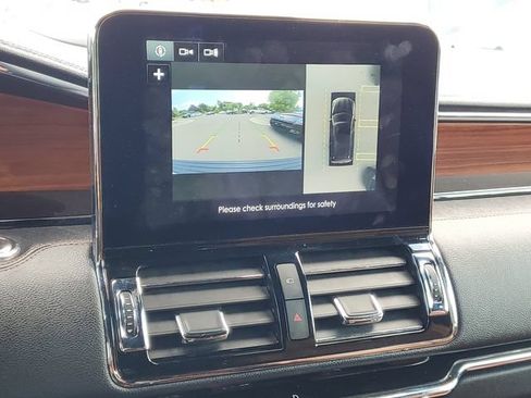 Used 2019 Lincoln Navigator Reserve AWD/4WD image 25