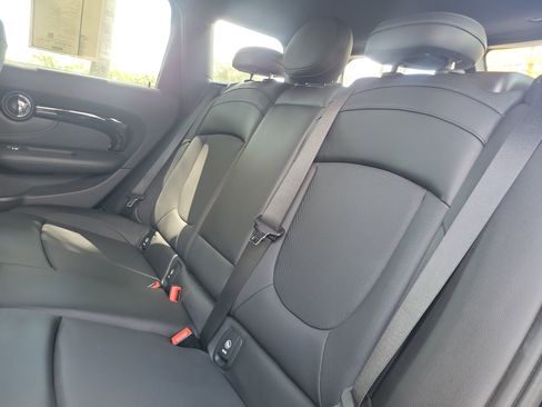 Used 2022 MINI Cooper Clubman S FWD image 10