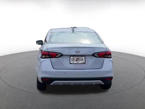 Used 2025 Nissan Versa SV FWD image 12