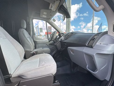 Used 2019 Ford Transit 250 148 High Roof Extended image 21