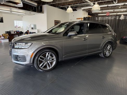 Used 2018 Audi Q7 3.0T Prestige image 8