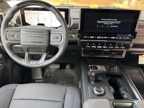 New 2025 GMC Hummer EV 3X w/ Extreme Off-Road Package image 44