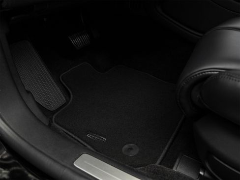 Used 2017 Lincoln Continental Reserve w/ Luxury Package image 35