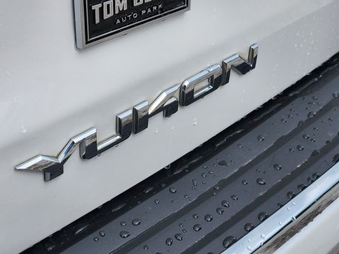 Used 2020 GMC Yukon Denali w/ Denali Premium Package RWD image 30