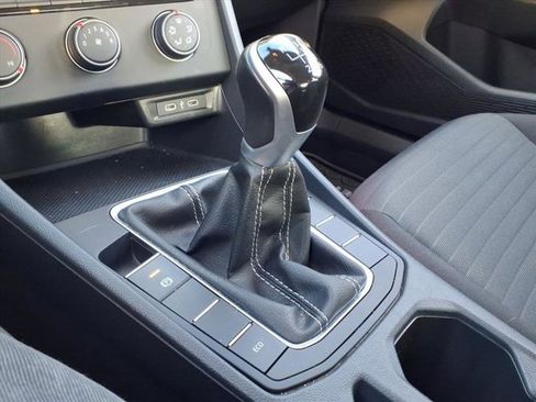 Used 2024 Volkswagen Jetta S image 15