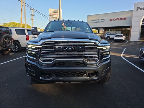 New 2026 RAM 5500 Laramie image 18