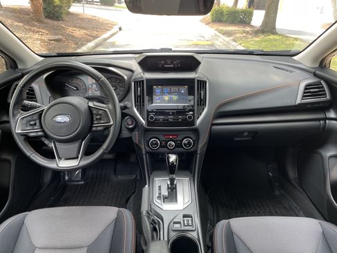 Used 2020 Subaru Crosstrek 2.0i Premium w/ Moonroof Package 2 AWD/4WD image 27