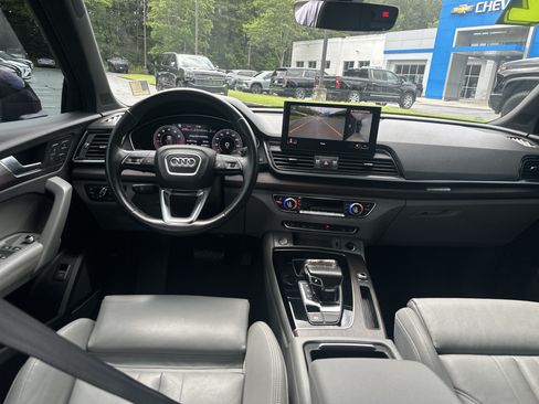 Used 2022 Audi Q5 2.0T Premium Plus w/ Premium Plus Package AWD/4WD image 22