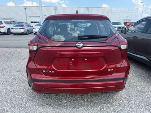 Certified 2024 Nissan Kicks SV FWD image 5