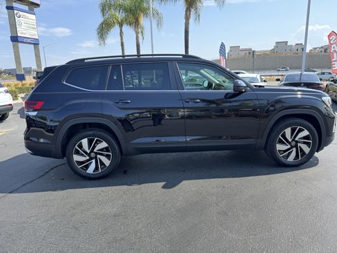 Used 2026 Volkswagen Atlas SE FWD image 10