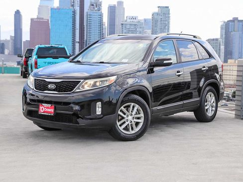 Used 2015 Kia Sorento LX FWD image 1