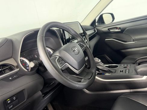 Used 2026 Toyota Highlander XLE AWD/4WD image 20