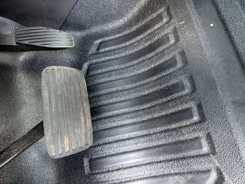 Used 2025 Chevrolet Silverado 1500 W/T image 17