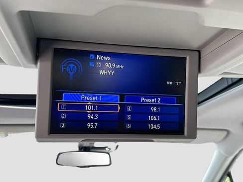Used 2016 Honda Pilot Touring image 32