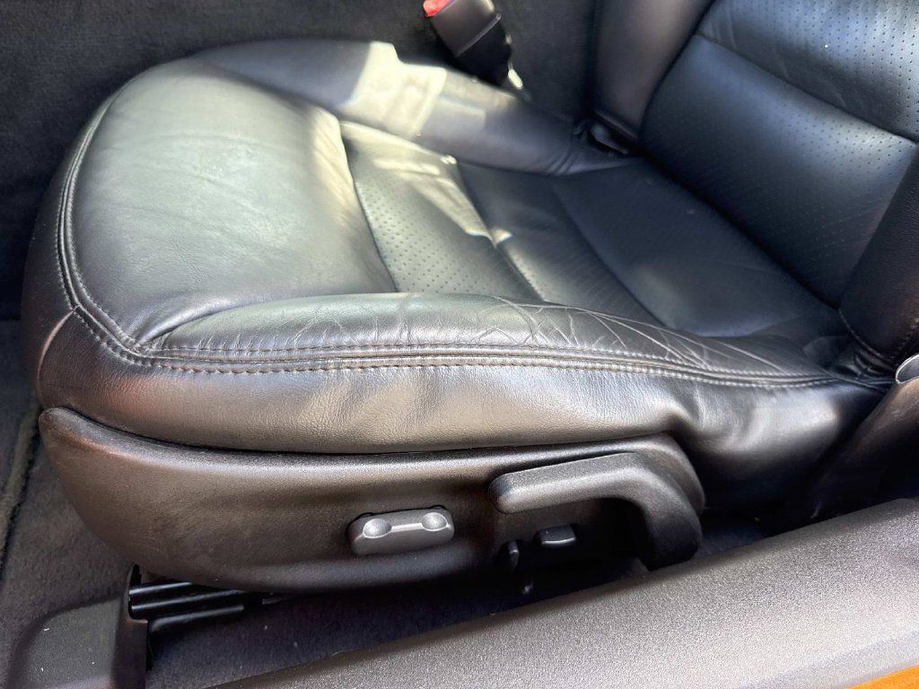 Used 2007 Chevrolet Corvette Convertible w/ Preferred Equipment Group RWD image 15