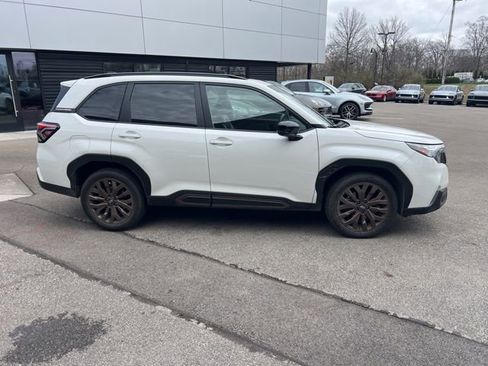 Used 2025 Subaru Forester Sport image 2