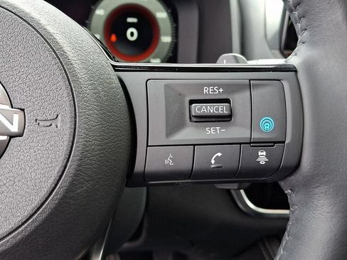 Used 2023 Nissan Rogue Platinum AWD/4WD image 26