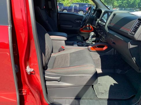 Used 2022 Nissan Frontier PRO-4X w/ Off-Road Protection Package AWD/4WD image 31