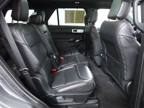 Used 2024 Ford Explorer ST w/ Technology Package image 20