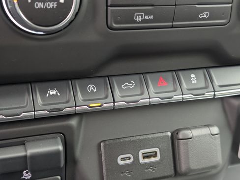 Used 2025 Chevrolet Silverado 1500 Custom w/ Rally Edition image 21