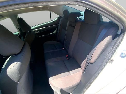 Used 2019 Toyota Corolla LE FWD image 21