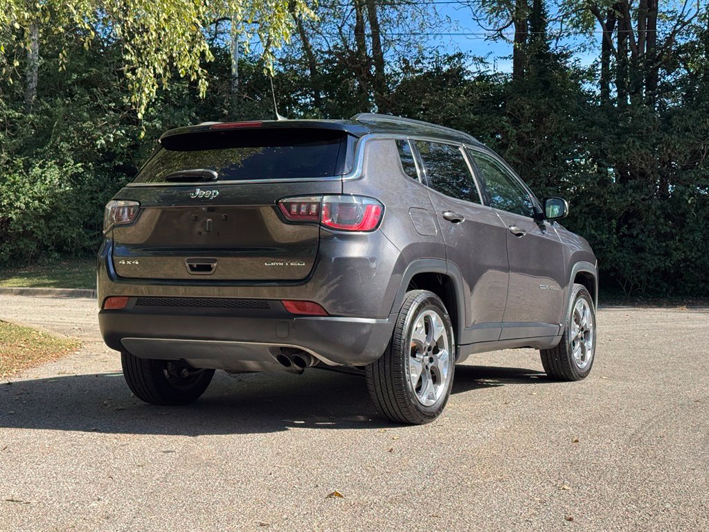 Used 2019 Jeep Compass Limited AWD/4WD image 5