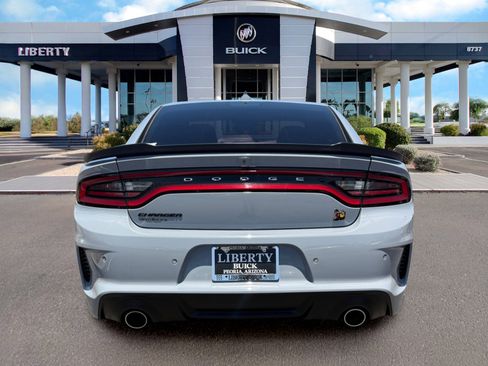 Used 2021 Dodge Charger Scat Pack RWD image 5