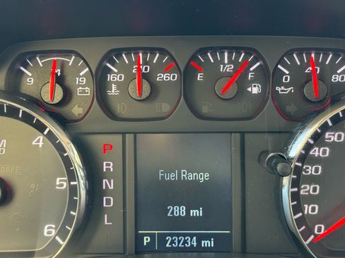 Used 2017 Chevrolet Silverado 1500 W/T AWD/4WD image 12