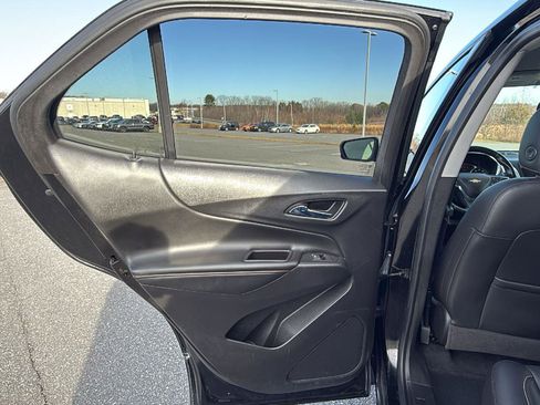 Used 2020 Chevrolet Equinox Premier w/ Premier Redline Edition image 23