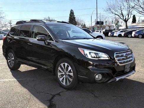 Used 2016 Subaru Outback 2.5i Limited AWD/4WD image 4