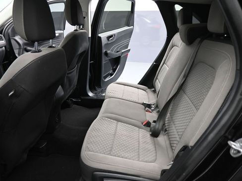 Certified 2022 Ford Escape SE image 16