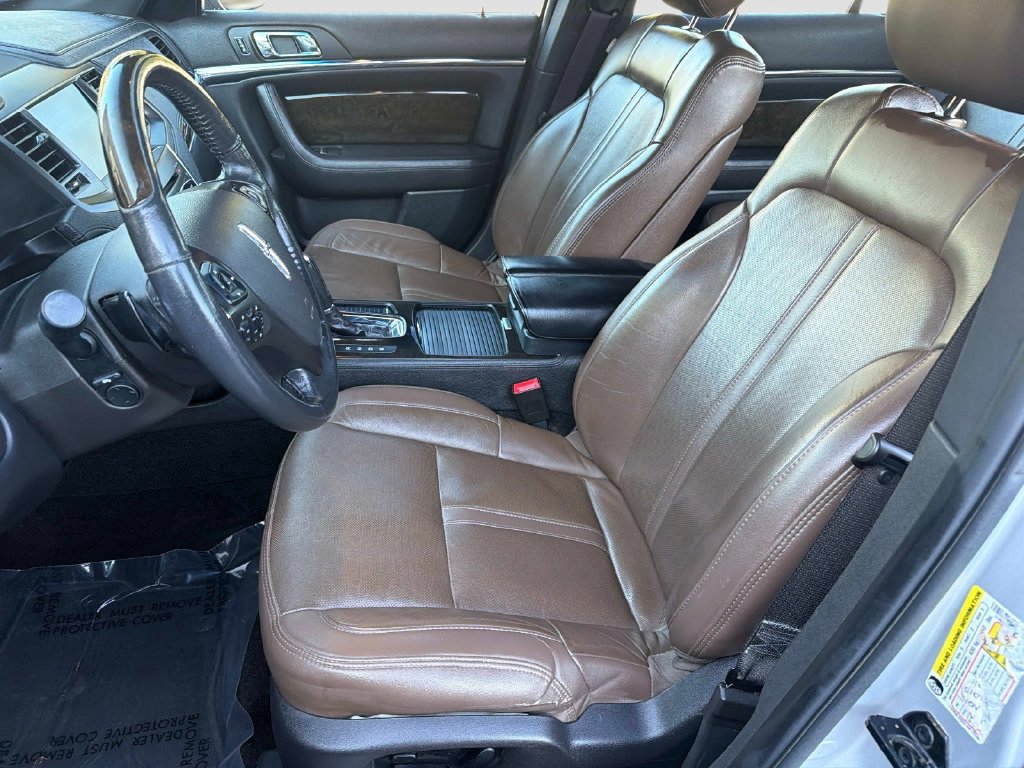Used 2014 Lincoln MKS w/ Equipment Group 101A FWD image 21