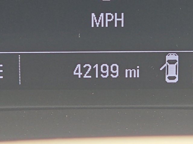 Used 2019 Chevrolet Malibu LT w/ Leather Package FWD image 12