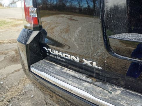 Used 2019 GMC Yukon XL Denali w/ Denali Ultimate Package image 11