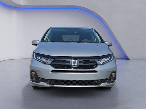 New 2026 Honda Odyssey Touring image 7